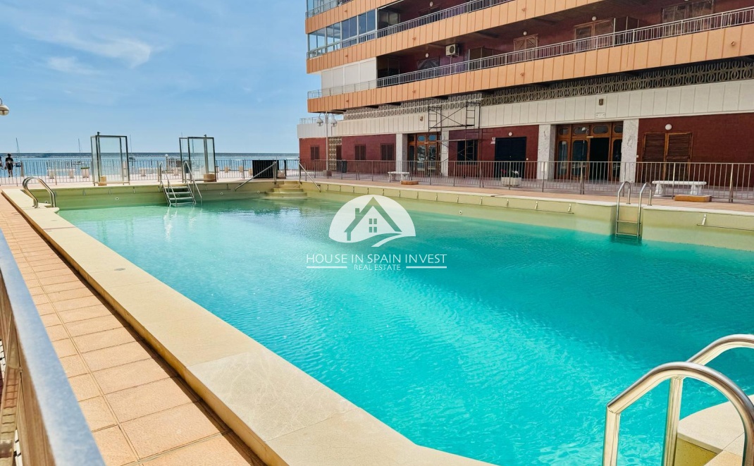 Resale - Apartment  - Torrevieja - El Acequión - Los Náufragos