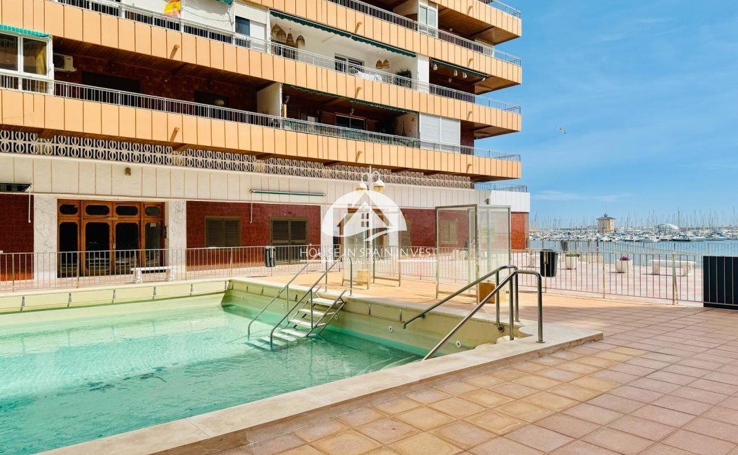 Resale - Apartment  - Torrevieja - El Acequión - Los Náufragos
