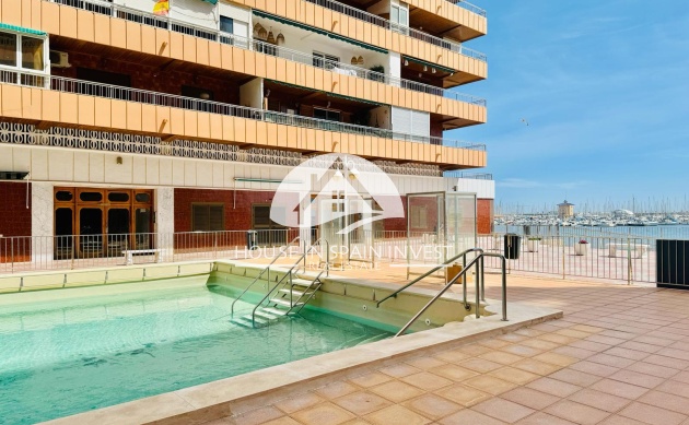 Resale - Apartment  - Torrevieja - El Acequión - Los Náufragos