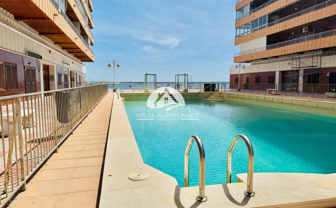 Resale - Apartment  - Torrevieja - El Acequión - Los Náufragos