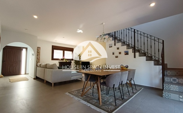 Resale - Villa - Pilar de la Horadada - Pinar de Campoverde