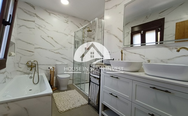 Resale - Villa - Pilar de la Horadada - Pinar de Campoverde