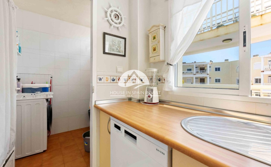 Resale - Apartment  - Orihuela Costa - Dehesa de campoamor