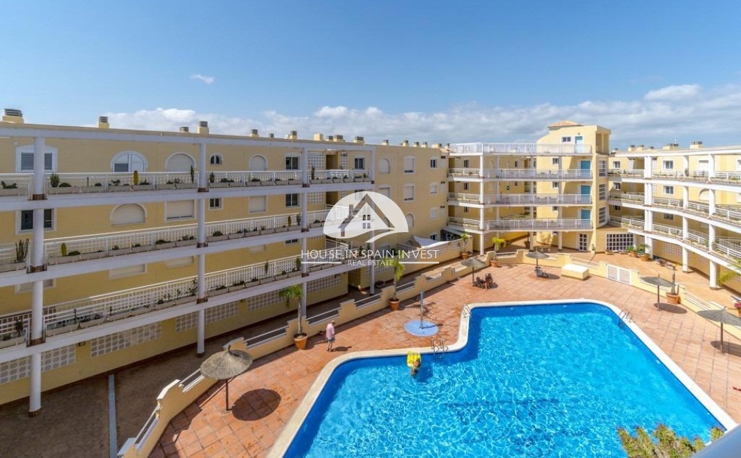Resale - Apartment  - Orihuela Costa - Dehesa de campoamor