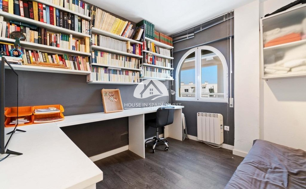 Resale - Apartment  - Orihuela Costa - Dehesa de campoamor