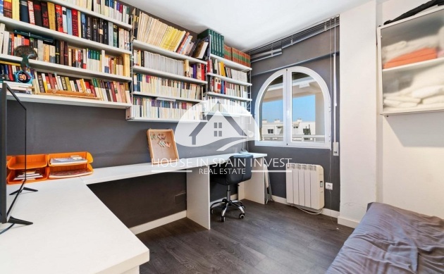 Resale - Apartment  - Orihuela Costa - Dehesa de campoamor