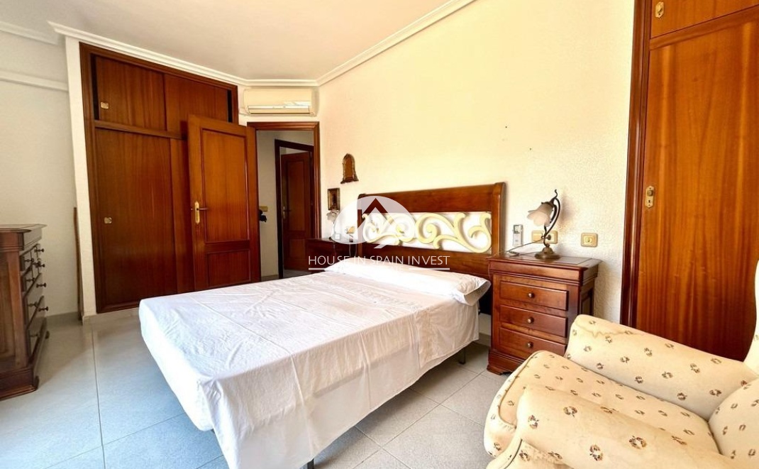 Resale - Villa - Orihuela Costa - La Zenia