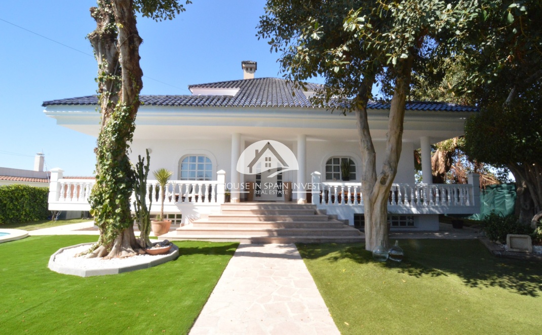 Herverkoop - Villa - Torrevieja - La Siesta - El Salado -  Torreta