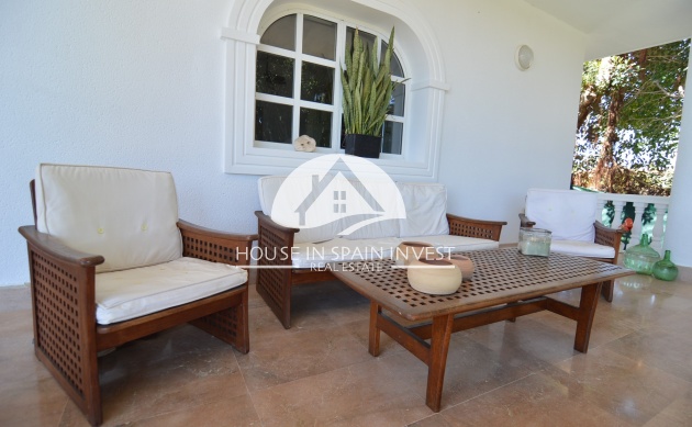 Herverkoop - Villa - Torrevieja - La Siesta - El Salado -  Torreta