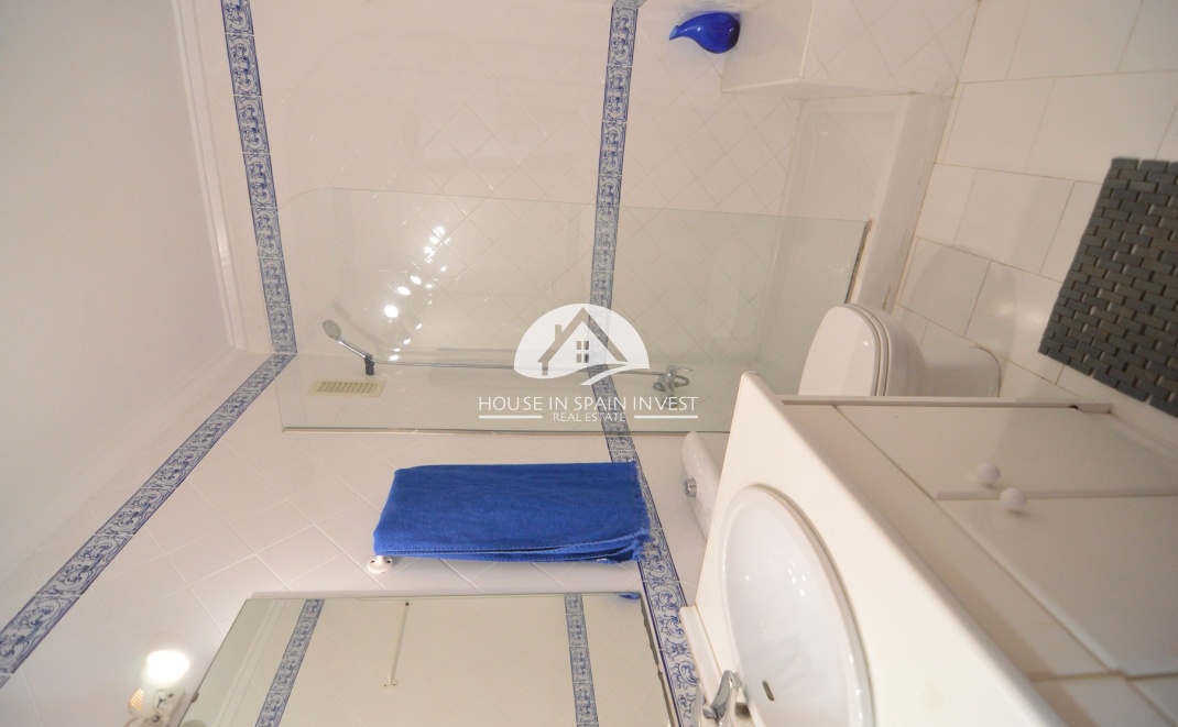 Herverkoop - Villa - Torrevieja - La Siesta - El Salado -  Torreta