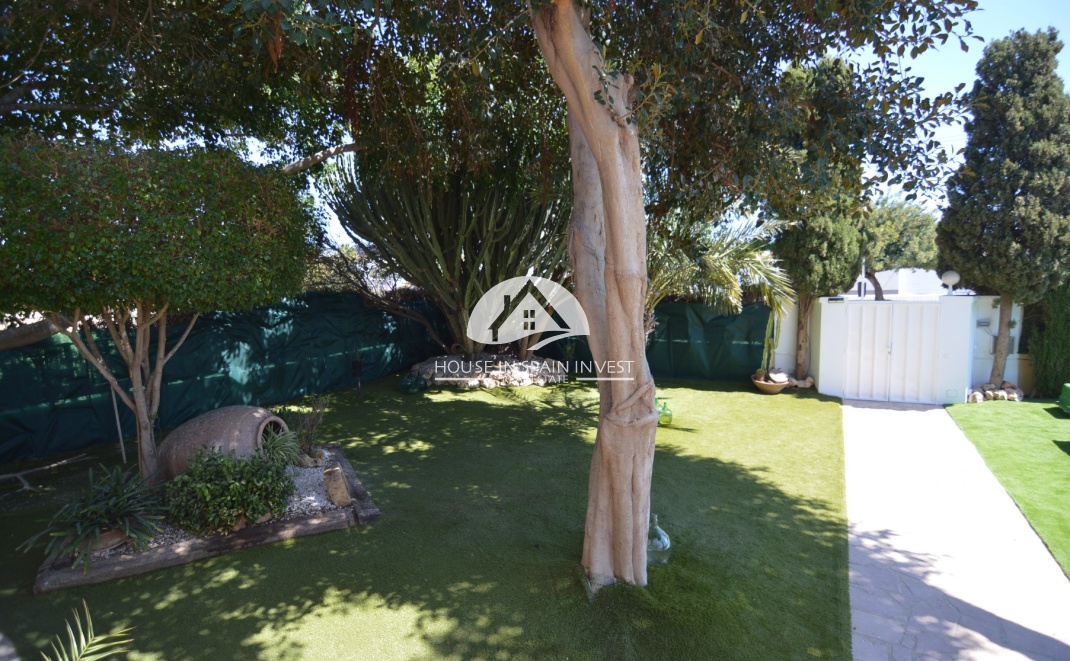 Herverkoop - Villa - Torrevieja - La Siesta - El Salado -  Torreta