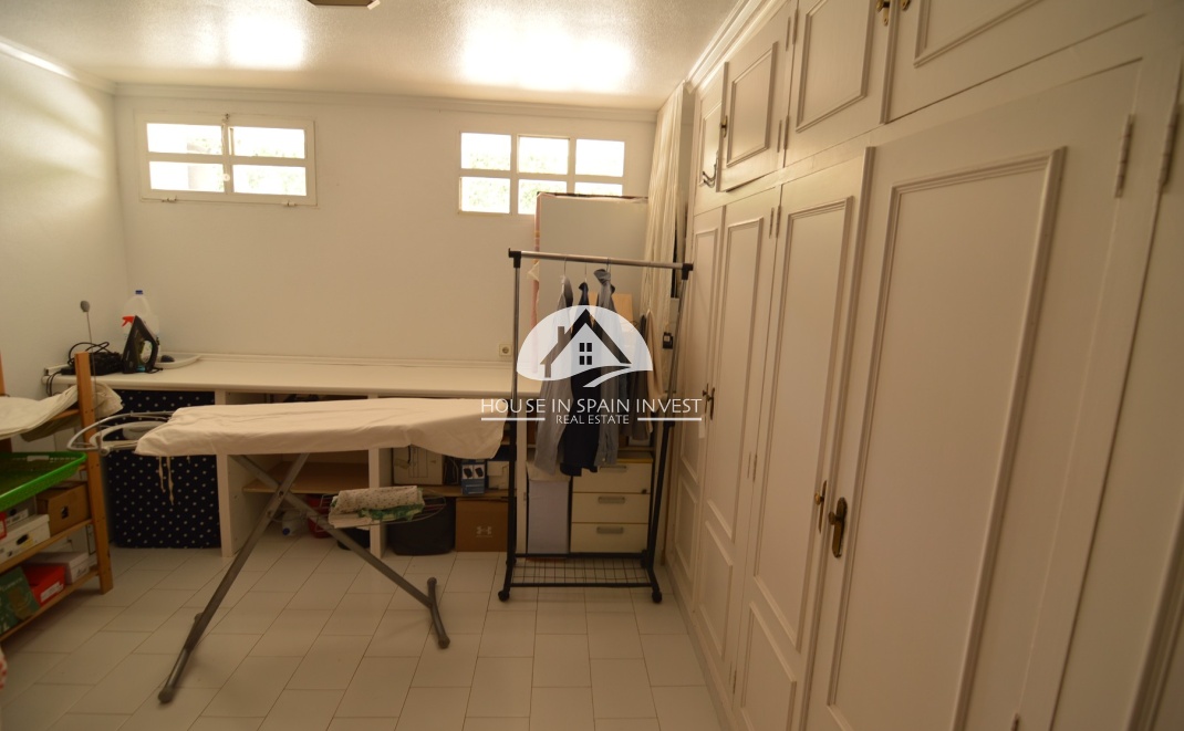 Herverkoop - Villa - Torrevieja - La Siesta - El Salado -  Torreta