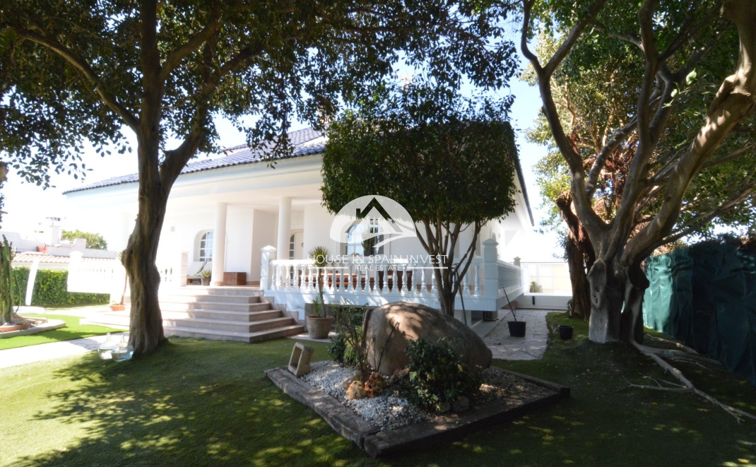 Herverkoop - Villa - Torrevieja - La Siesta - El Salado -  Torreta