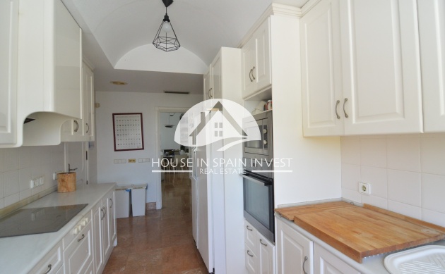 Herverkoop - Villa - Torrevieja - La Siesta - El Salado -  Torreta