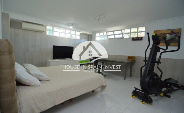 Herverkoop - Villa - Torrevieja - La Siesta - El Salado -  Torreta