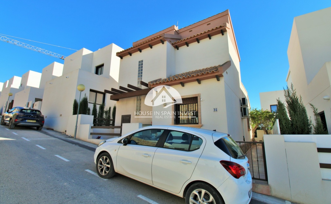 Herverkoop - Villa - Orihuela Costa - Villamartín