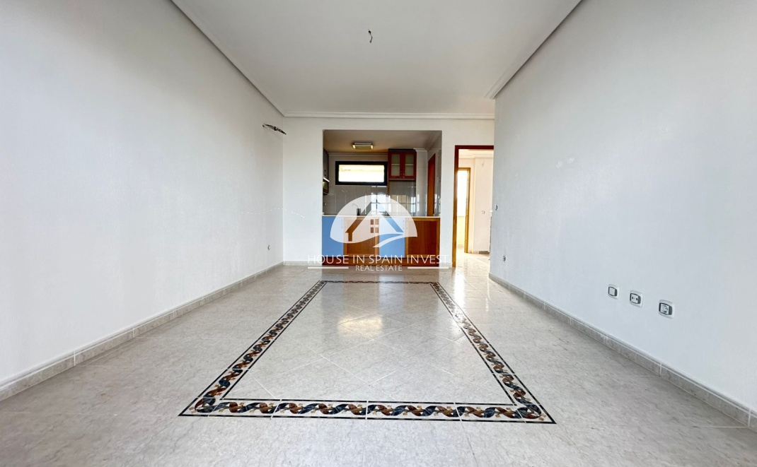 Resale - Apartment  - Torrevieja - La Veleta