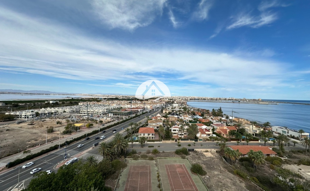 Resale - Apartment  - Torrevieja - La Veleta