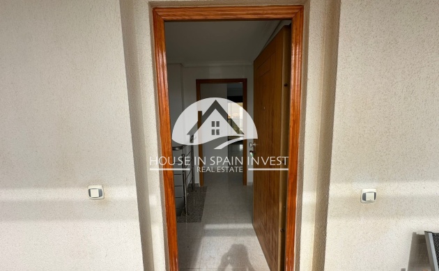 Resale - Apartment  - Torrevieja - La Veleta