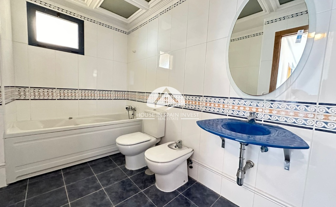 Resale - Apartment  - Torrevieja - La Veleta