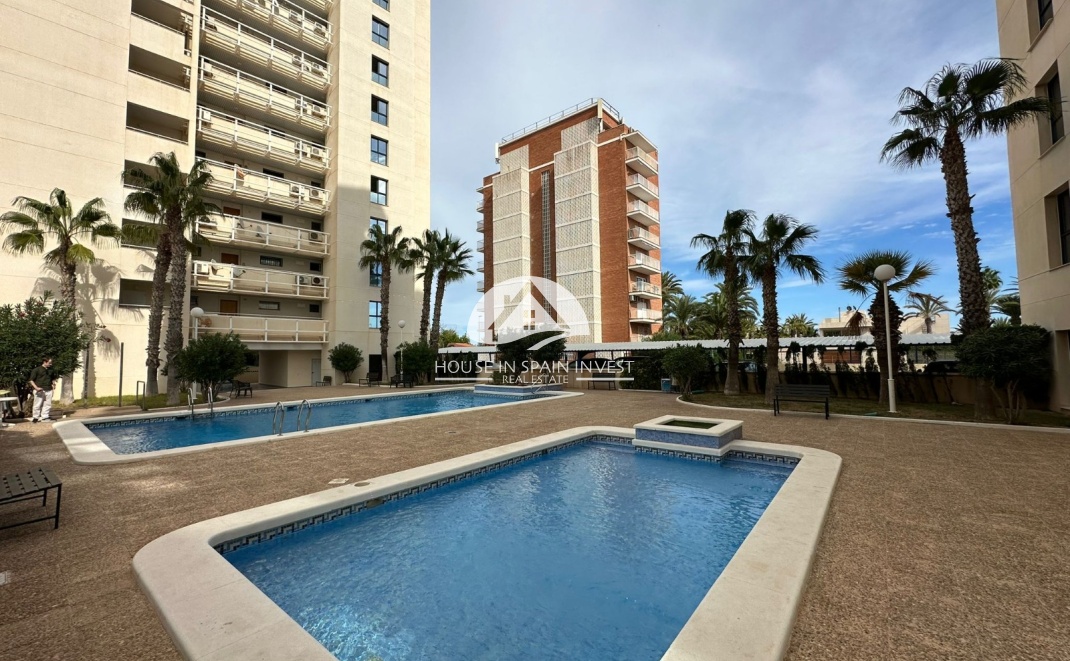 Resale - Apartment  - Torrevieja - La Veleta