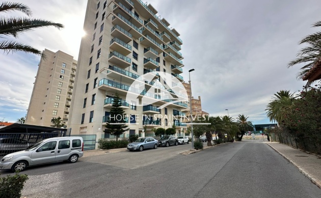 Resale - Apartment  - Torrevieja - La Veleta