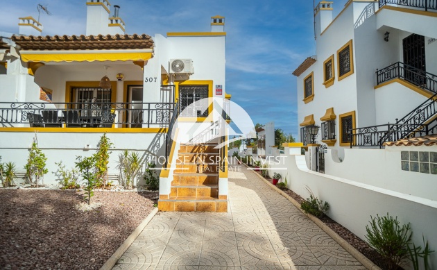 Herverkoop - Villa - Orihuela Costa - Villamartín