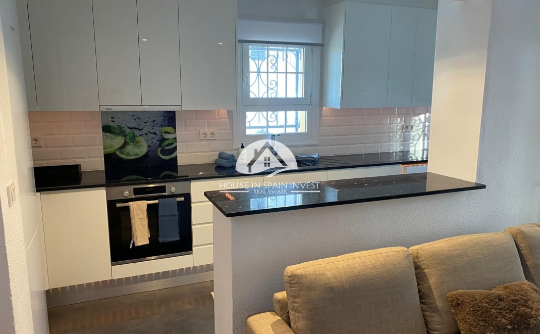 Herverkoop - Villa - Orihuela Costa - Villamartín