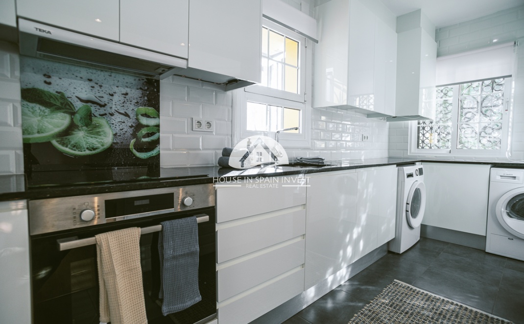 Herverkoop - Villa - Orihuela Costa - Villamartín