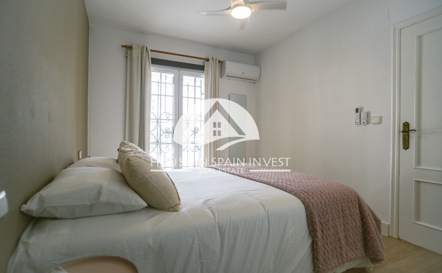 Herverkoop - Villa - Orihuela Costa - Villamartín