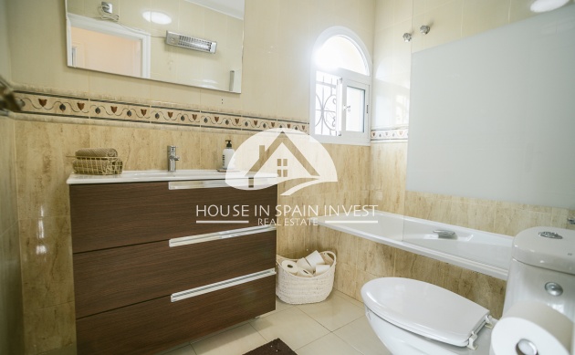 Herverkoop - Villa - Orihuela Costa - Villamartín