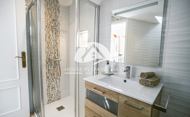 Herverkoop - Villa - Orihuela Costa - Villamartín