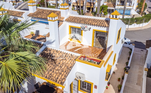 Herverkoop - Villa - Orihuela Costa - Villamartín