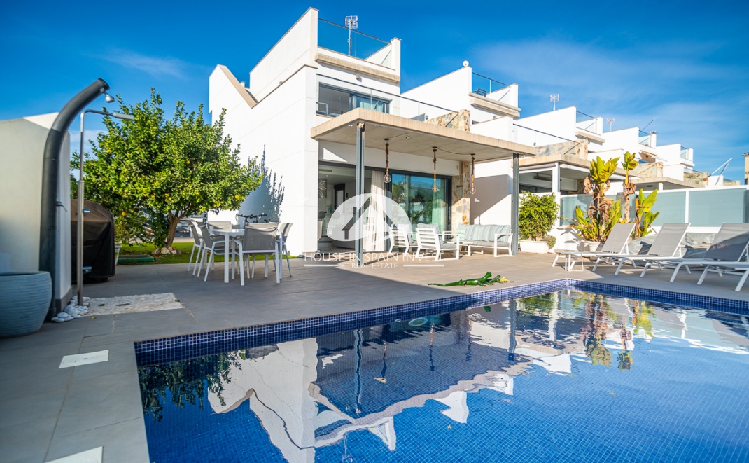 Resale - Villa - Orihuela Costa - Lomas De Cabo Roig