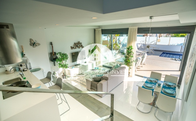 Resale - Villa - Orihuela Costa - Lomas De Cabo Roig