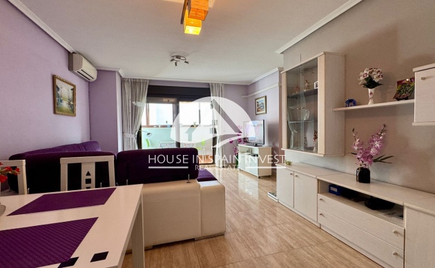 Resale - Apartment  - Torrevieja - Centro