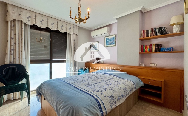 Resale - Apartment  - Torrevieja - Centro