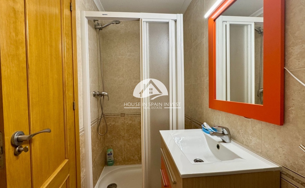 Resale - Apartment  - Torrevieja - Centro