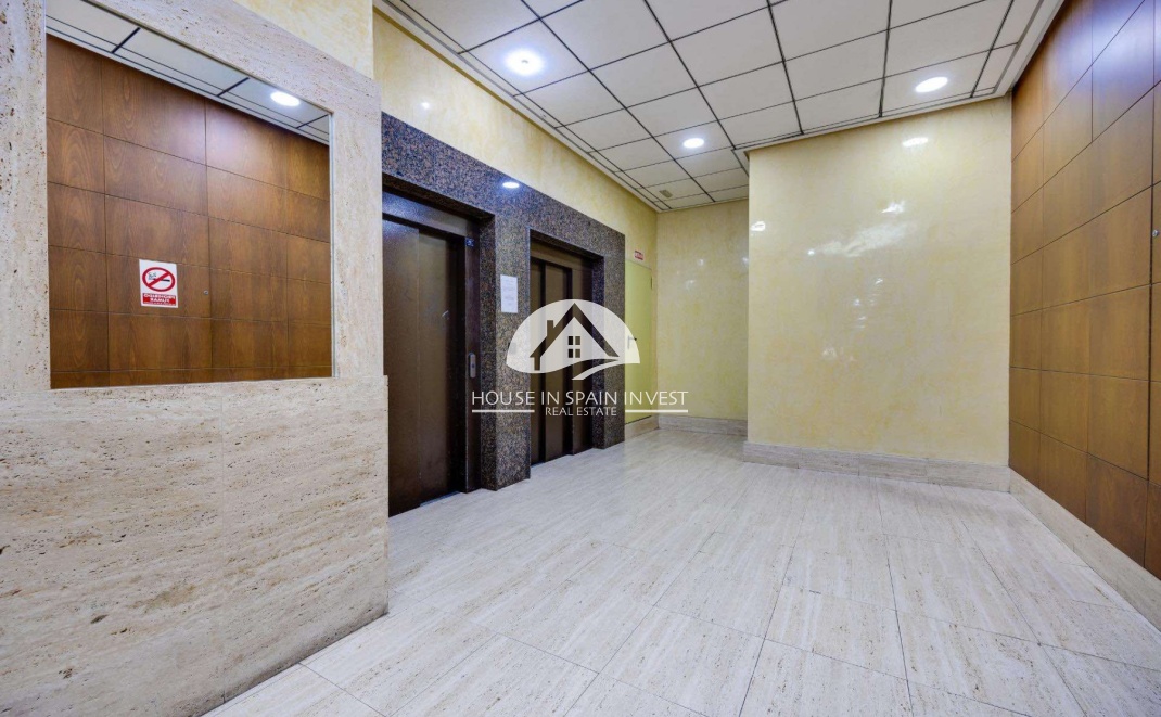 Resale - Apartment  - Torrevieja - Centro