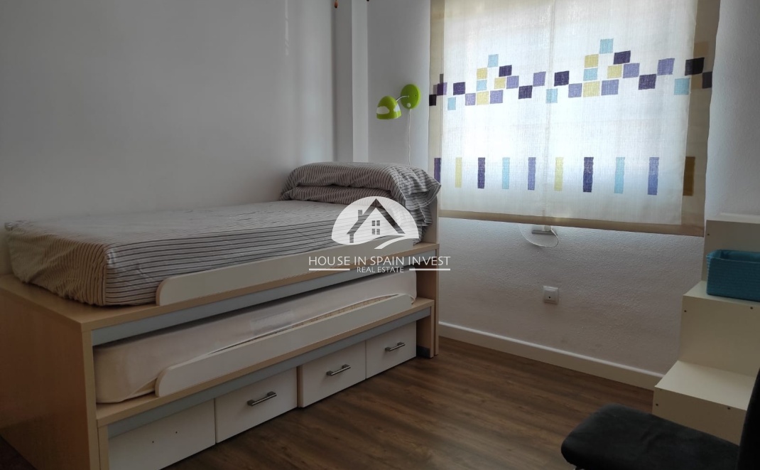 Resale - Apartment  - Pilar de la Horadada - Mil Palmeras