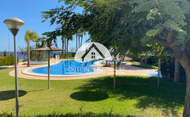 Resale - Apartment  - Pilar de la Horadada - Mil Palmeras