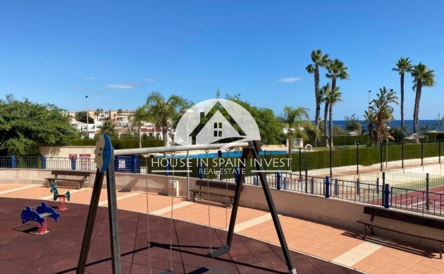 Resale - Apartment  - Pilar de la Horadada - Mil Palmeras