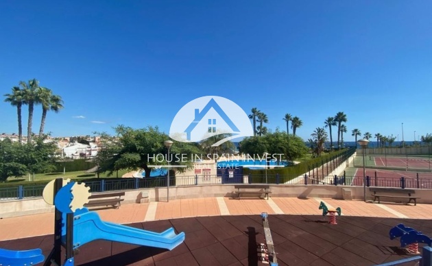 Resale - Apartment  - Pilar de la Horadada - Mil Palmeras