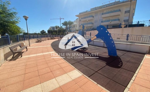 Resale - Apartment  - Pilar de la Horadada - Mil Palmeras