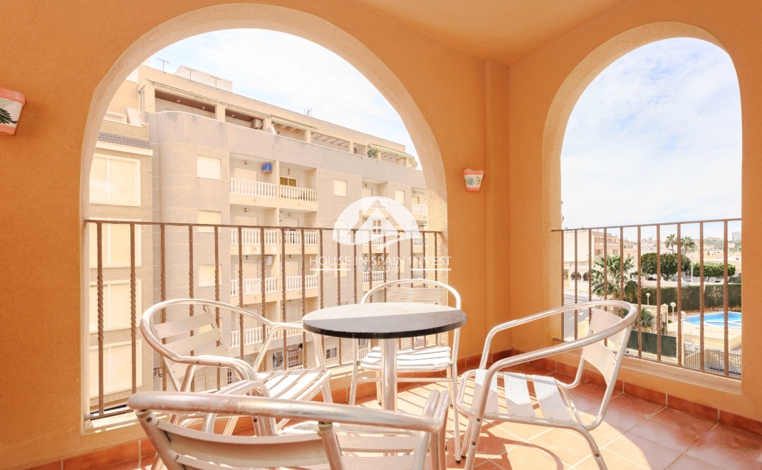 Resale - Apartment  - Torrevieja - Playa de los Locos