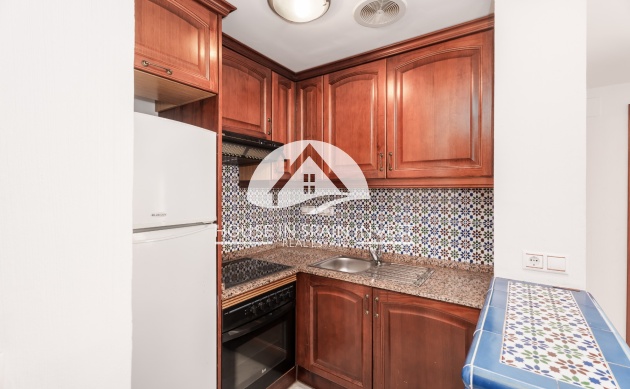 Resale - Apartment  - Torrevieja - Playa de los Locos