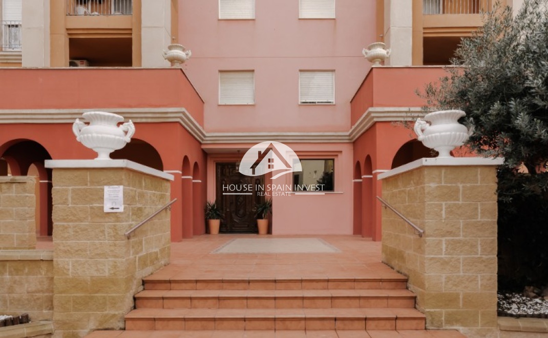 Resale - Apartment  - Torrevieja - Playa de los Locos