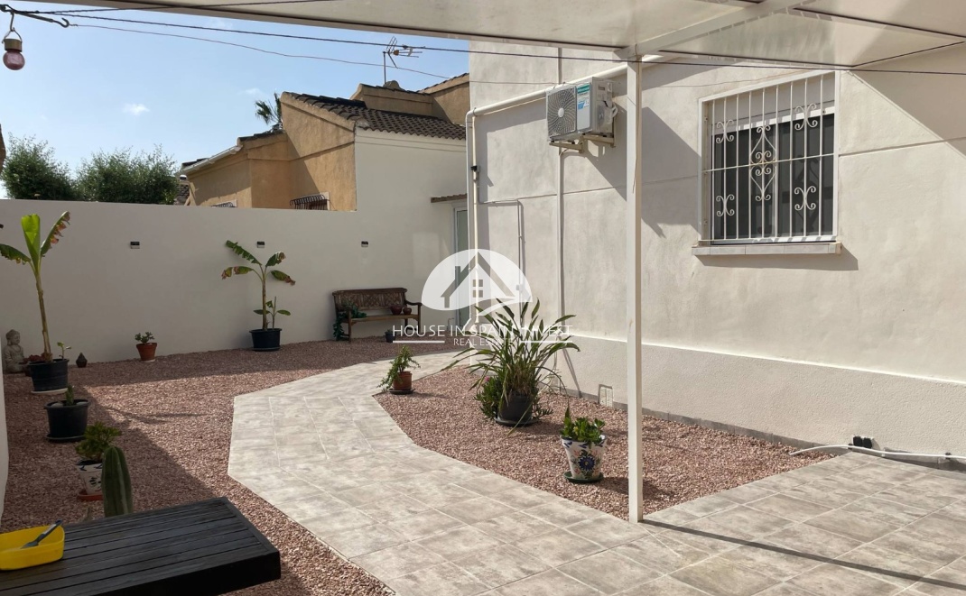 Resale - Villa - Torrevieja - La Siesta - El Chaparral - San Luis