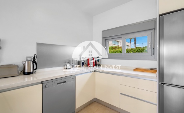 Resale - Villa - Orihuela Costa - Vistabella