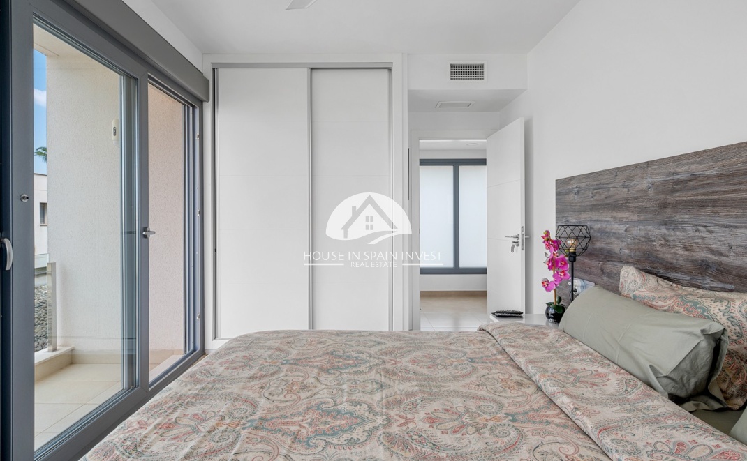 Resale - Villa - Orihuela Costa - Vistabella